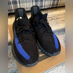 YEEZY BOOST 350 V2 Dazzling Blue size 9.5 WORN ONCE